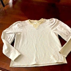 Stylish puff sleeved sweatshirt EUC  Cool details Metallic thread  Split hem